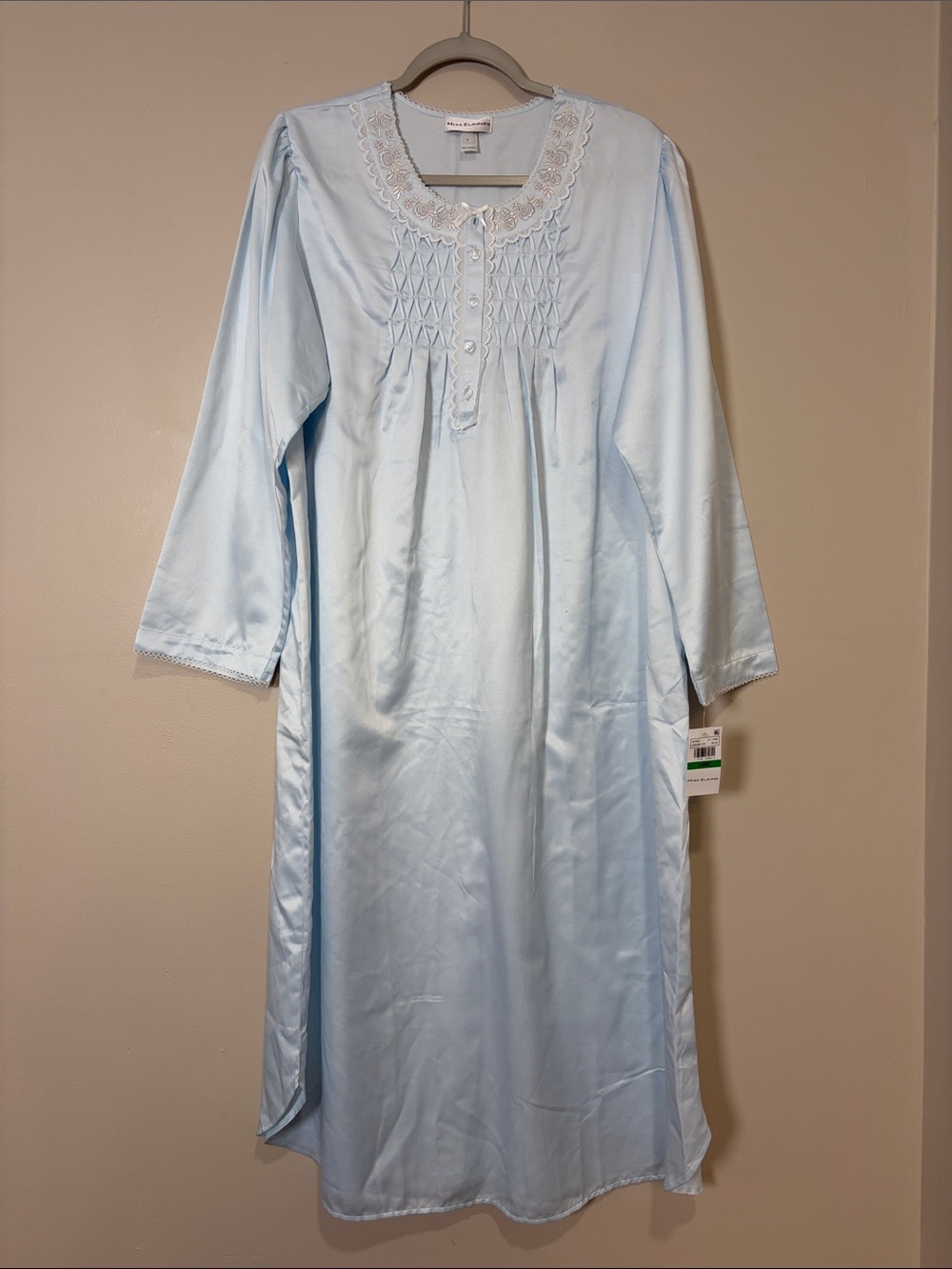 Miss Elaine | New light blue nightgown pajamas Women’s size L embroidery smock
